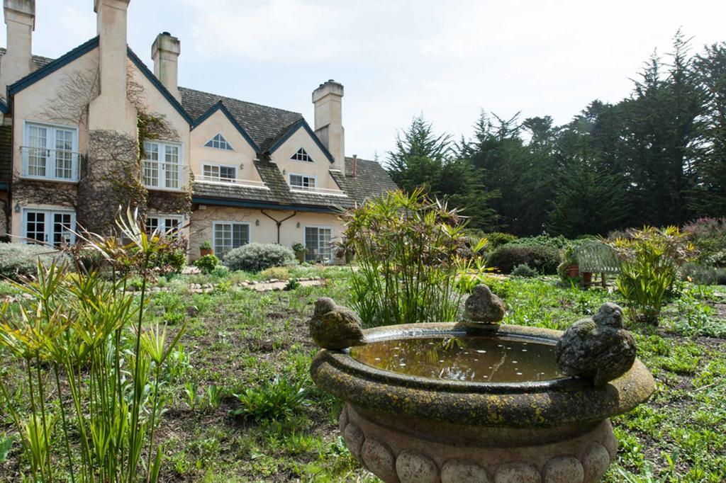 Seal Cove Inn Moss Beach Exterior photo